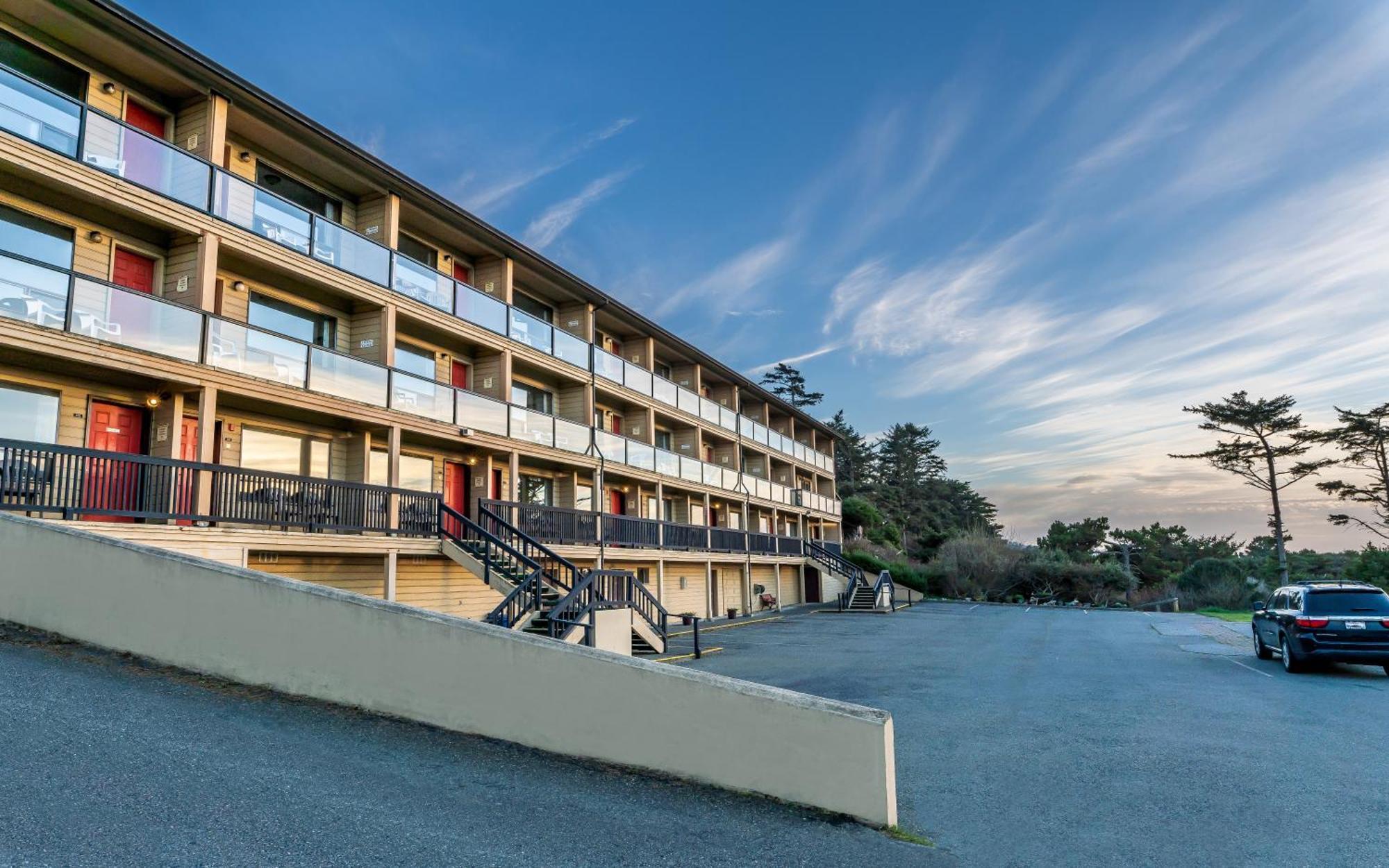 Gold Beach Inn Extérieur photo
